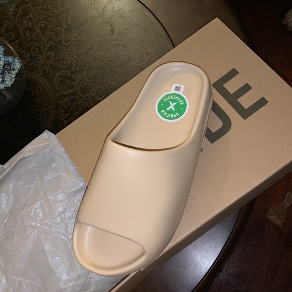 Yeezy - Picture 2 of 2